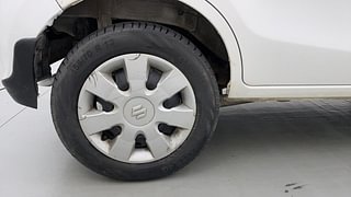 Used 2018 Maruti Suzuki Alto K10 [2014-2019] VXi Petrol Manual tyres RIGHT REAR TYRE RIM VIEW