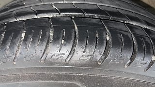 Used 2021 Tata Altroz XT 1.2 Petrol Manual tyres RIGHT REAR TYRE TREAD VIEW