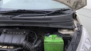 Used 2013 Hyundai i10 [2010-2016] Magna 1.2 Petrol Petrol Manual engine ENGINE LEFT SIDE HINGE & APRON VIEW