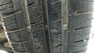 Used 2019 Hyundai Grand i10 [2017-2020] Sportz 1.2 Kappa VTVT Petrol Manual tyres RIGHT REAR TYRE TREAD VIEW