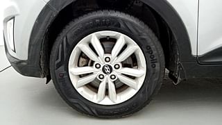 Used 2015 Hyundai Creta [2015-2018] 1.6 SX Plus Auto Diesel Automatic tyres LEFT FRONT TYRE RIM VIEW