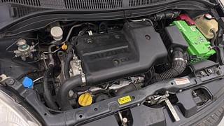 Used 2011 Maruti Suzuki Swift [2007-2011] VDi Diesel Manual engine ENGINE RIGHT SIDE VIEW