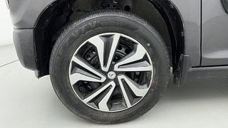 Used 2021 Maruti Suzuki S-Presso VXI Plus AT Petrol Automatic tyres LEFT FRONT TYRE RIM VIEW