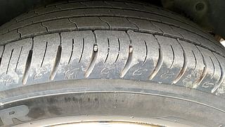 Used 2017 Hyundai Creta [2015-2018] 1.6 SX (O) Diesel Manual tyres LEFT REAR TYRE TREAD VIEW
