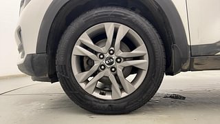 Used 2019 Kia Seltos [2019-2021] HTX Plus AT D Diesel Automatic tyres LEFT FRONT TYRE RIM VIEW