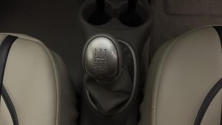 Used 2019 Nissan Micra [2013-2020] XL (O) Petrol Manual interior GEAR  KNOB VIEW