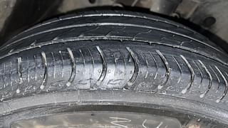 Used 2021 Honda Amaze 1.2 VX i-VTEC Petrol Manual tyres RIGHT FRONT TYRE TREAD VIEW