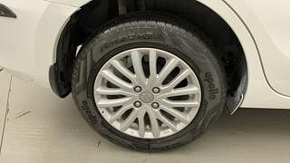 Used 2022 maruti-suzuki Dzire ZXI Petrol Manual tyres RIGHT REAR TYRE RIM VIEW