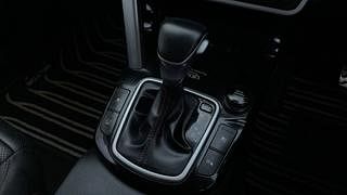 Used 2020 Kia Seltos GTX Plus AT D Diesel Automatic interior GEAR  KNOB VIEW