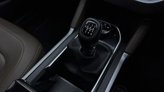 Used 2019 Tata Harrier XZ Diesel Manual interior GEAR  KNOB VIEW