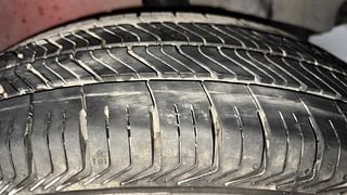 Used 2013 Maruti Suzuki Ritz [2012-2017] Vdi Diesel Manual tyres LEFT REAR TYRE TREAD VIEW