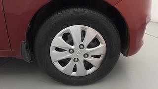 Used 2012 Hyundai i10 [2010-2016] Magna 1.2 Petrol Petrol Manual tyres RIGHT FRONT TYRE RIM VIEW