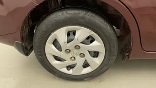 Used 2014 Honda Amaze 1.5L S Diesel Manual tyres RIGHT REAR TYRE RIM VIEW