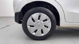 Used 2015 Maruti Suzuki Celerio ZXI AMT Petrol Automatic tyres RIGHT REAR TYRE RIM VIEW