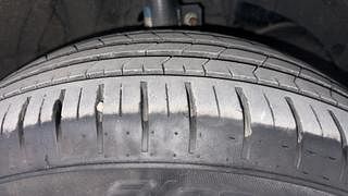 Used 2022 Maruti Suzuki Baleno Zeta Petrol Petrol Manual tyres RIGHT FRONT TYRE TREAD VIEW