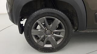 Used 2021 Renault Kwid CLIMBER 1.0 Opt Petrol Manual tyres RIGHT REAR TYRE RIM VIEW