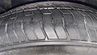 Used 2018 Ford Figo Aspire [2015-2019] Titanium 1.2 Ti-VCT Petrol Manual tyres LEFT FRONT TYRE TREAD VIEW