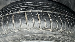 Used 2012 Maruti Suzuki Swift [2011-2017] VXi Petrol Manual tyres RIGHT REAR TYRE TREAD VIEW