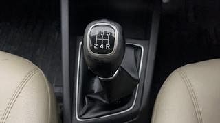 Used 2016 Hyundai i20 Active [2015-2020] 1.2 SX Petrol Manual interior GEAR  KNOB VIEW