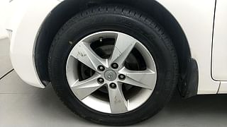 Used 2012 Hyundai Neo Fluidic Elantra [2012-2016] 1.8 SX MT VTVT Petrol Manual tyres LEFT FRONT TYRE RIM VIEW