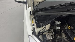 Used 2019 Tata Tiago [2016-2020] XTA Petrol Automatic engine ENGINE RIGHT SIDE HINGE & APRON VIEW