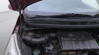 Used 2014 Hyundai Grand i10 [2013-2017] Asta 1.2 Kappa VTVT (O) Petrol Manual engine ENGINE RIGHT SIDE HINGE & APRON VIEW