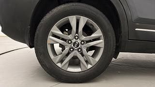 Used 2019 Kia Seltos HTX G Petrol Manual tyres RIGHT REAR TYRE RIM VIEW