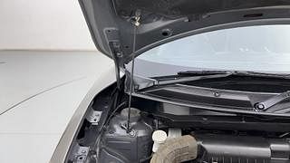 Used 2018 Maruti Suzuki Swift [2017-2021] ZXi AMT Petrol Automatic engine ENGINE RIGHT SIDE HINGE & APRON VIEW