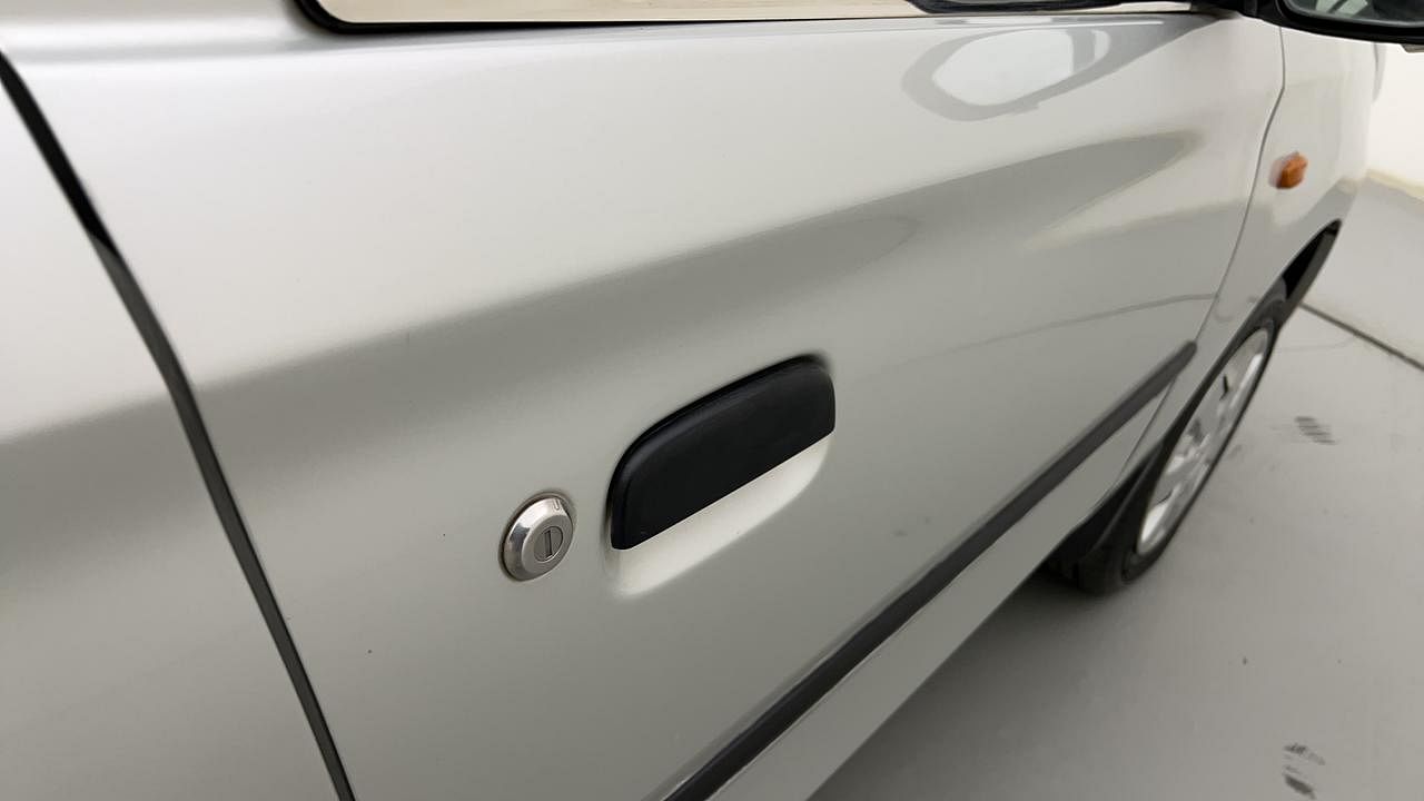 Used 2018 Maruti Suzuki Alto K10 [2014-2019] LXI (O) CNG Petrol+cng Manual dents MINOR SCRATCH