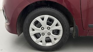 Used 2014 Hyundai Grand i10 [2013-2017] Sportz 1.2 Kappa VTVT Petrol Manual tyres LEFT FRONT TYRE RIM VIEW