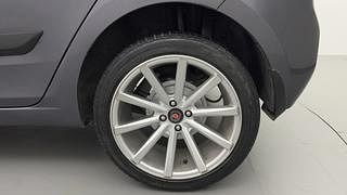 Used 2020 Hyundai Elite i20 [2018-2020] Sportz Plus 1.2 Petrol Manual tyres LEFT REAR TYRE RIM VIEW