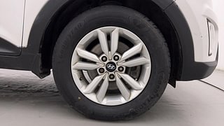 Used 2016 Hyundai Creta [2015-2018] 1.6 SX Plus Petrol Petrol Manual tyres RIGHT FRONT TYRE RIM VIEW