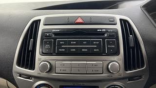 Used 2012 Hyundai i20 [2012-2014] Sportz 1.2 Petrol Manual top_features Integrated (in-dash) music system
