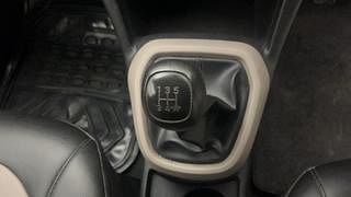 Used 2017 Hyundai Grand i10 [2017-2020] Magna 1.2 Kappa VTVT Petrol Manual interior GEAR  KNOB VIEW