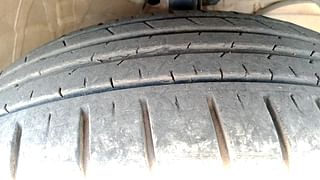 Used 2019 Maruti Suzuki Swift [2017-2021] ZXi Plus AMT Petrol Automatic tyres RIGHT FRONT TYRE TREAD VIEW