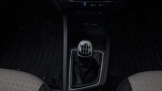 Used 2016 Hyundai Elite i20 [2014-2018] Asta 1.4 CRDI (O) Diesel Manual interior GEAR  KNOB VIEW