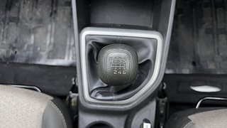 Used 2016 Hyundai Creta [2015-2018] 1.6 SX Plus Petrol Petrol Manual interior GEAR  KNOB VIEW