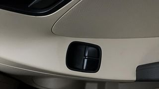 Used 2015 Hyundai Eon [2011-2018] Magna Petrol Manual top_features Power windows
