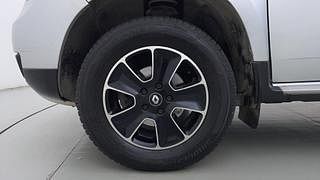 Used 2016 Renault Duster [2015-2019] 85 PS RXZ 4X2 MT Diesel Manual tyres LEFT FRONT TYRE RIM VIEW