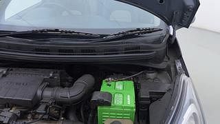 Used 2014 Hyundai Xcent [2014-2017] SX Diesel Diesel Manual engine ENGINE LEFT SIDE HINGE & APRON VIEW