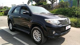 Used 2014 Toyota Fortuner [2012-2016] 3.0 4x2 AT Diesel Automatic exterior RIGHT FRONT CORNER VIEW