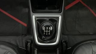 Used 2019 Maruti Suzuki Swift [2017-2021] ZXI Petrol Manual interior GEAR  KNOB VIEW