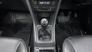 Used 2018 Maruti Suzuki Vitara Brezza [2016-2020] ZDi Diesel Manual interior GEAR  KNOB VIEW