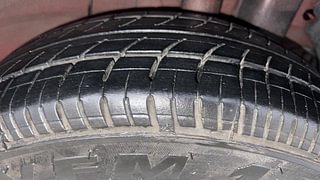 Used 2017 Hyundai Elite i20 [2014-2018] Sportz 1.2 Petrol Manual tyres LEFT REAR TYRE TREAD VIEW