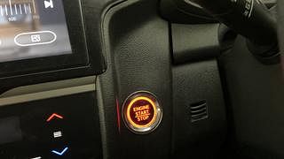 Used 2017 Honda WR-V [2017-2020] i-DTEC VX Diesel Manual top_features Keyless start