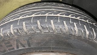 Used 2011 Ford Figo [2010-2015] Duratec Petrol ZXI 1.2 Petrol Manual tyres LEFT REAR TYRE TREAD VIEW