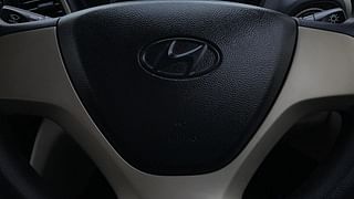 Used 2019 Hyundai New Santro 1.1 Era Executive Petrol Manual top_features Airbags