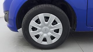 Used 2013 Ford Figo [2010-2015] Duratorq Diesel EXI 1.4 Diesel Manual tyres LEFT FRONT TYRE RIM VIEW