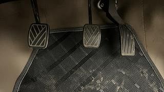 Used 2012 Maruti Suzuki Swift Dzire [2012-2015] LXI Petrol Manual interior PEDALS VIEW
