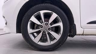 Used 2015 Hyundai Elite i20 [2014-2018] Sportz 1.4 (O) CRDI Diesel Manual tyres LEFT FRONT TYRE RIM VIEW